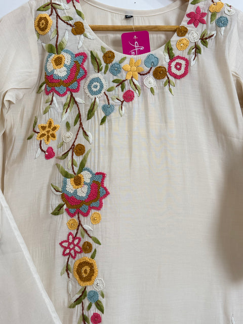 Ivory Kurta, Pants and Dupatta Set