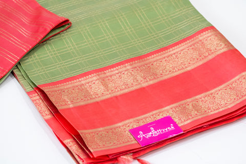 Pista Green with Coral Red Zari Border Kanchipattu Saree