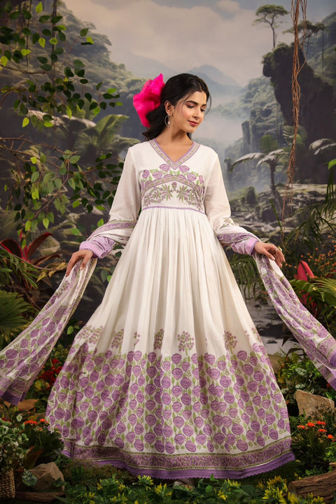 Kurta and Dupatta set in Mulmul Cotton