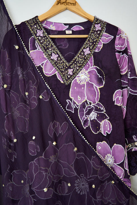 Purple Kurta, Pants and Dupatta set