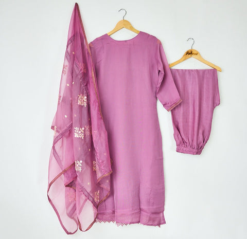 Lavender Kurta, Pants and Dupatta set
