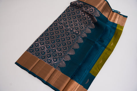 Mehandi & Green Kanjivaram Saree