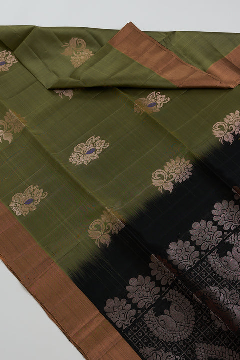 Green & Black Kanjivaram Saree