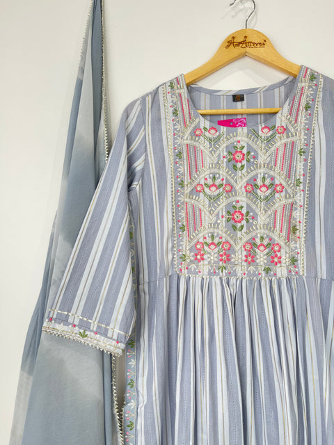 Kurta, Pants and Dupatta set in Cotton