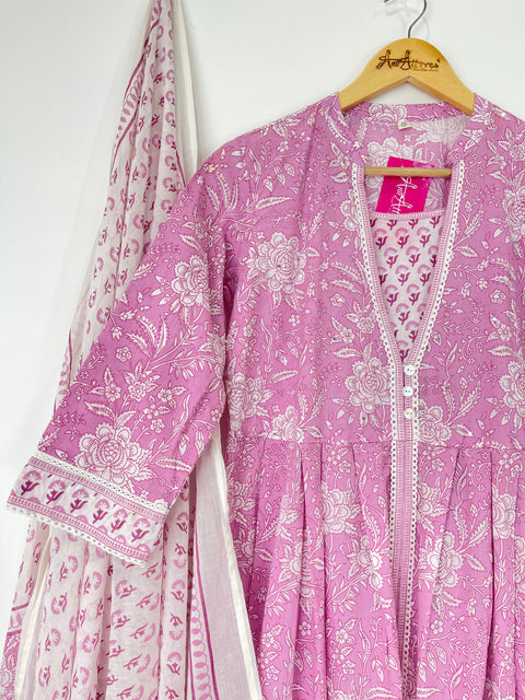 Kurta, Pants and Dupatta set in Mulmul Cotton