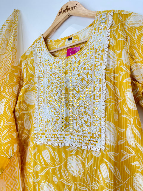 Kurta, Pants and Dupatta set in Cotton