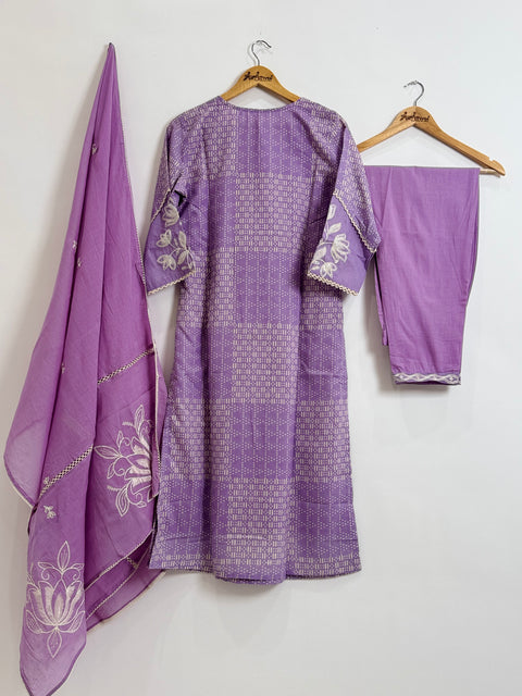 Lilac and White Kurta, Pants and Dupatta Set