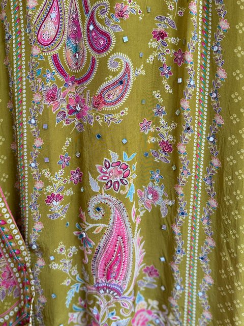 Mehandi Green Kurta, Pants and Dupatta Set