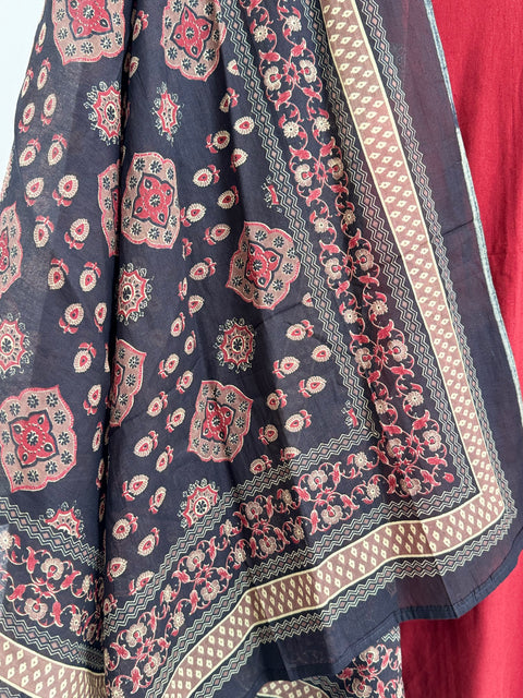 Maroon and Black Kurta, Pants and Dupatta Set