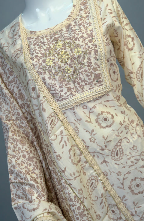 Cream Muslin Kurta, Pants and Dupatta set