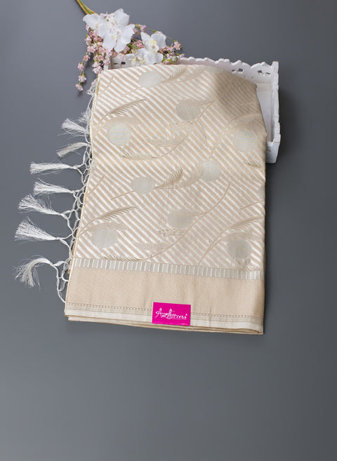 Off White Semi Silk Saree