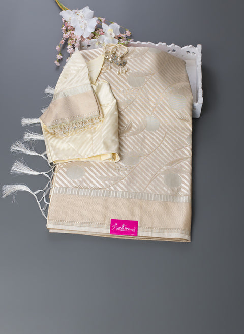 Off White Semi Silk Saree