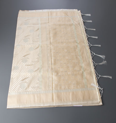 Off White Semi Silk Saree