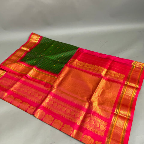 Gadwal Saree- Green and Pink checked pattern W/ Gold Zari (Attached Blouse Material)