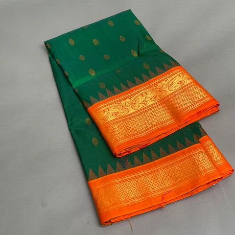 Gadwal Saree- Green and Orange W/ Gold Zari (Attached Blouse Material)